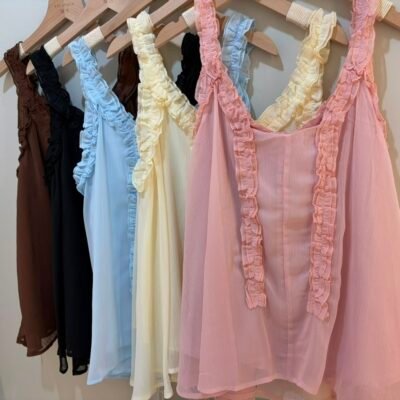 Lace Trim Top - 花边小衫