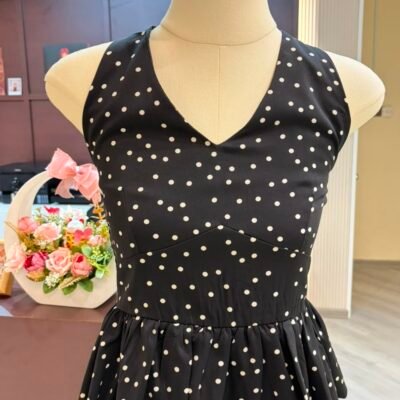 French Polka Dot Halter Top - 法式波点挂脖上衣